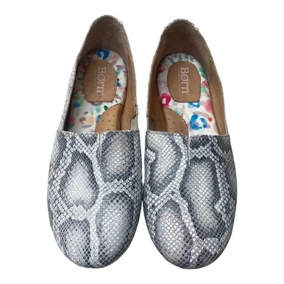 Born Sebra Leather Slip On Snakeskin Round Toe Comfort Shoes Women’s size 6.5 - Picture 2 of 14